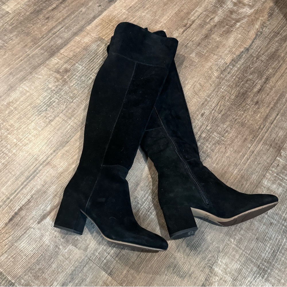 EUC Sarto Women’s Knee High Suede Boots